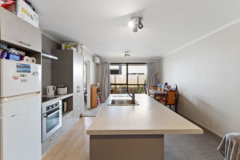 Photo of property in 2/27 Hogan Street, Hamilton East, Hamilton, 3216