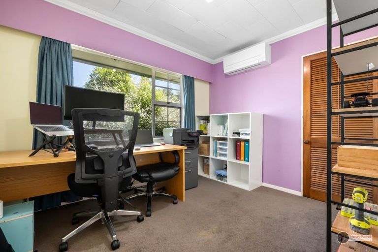 Photo of property in 28 Gurney Road, Kelson, Lower Hutt, 5010