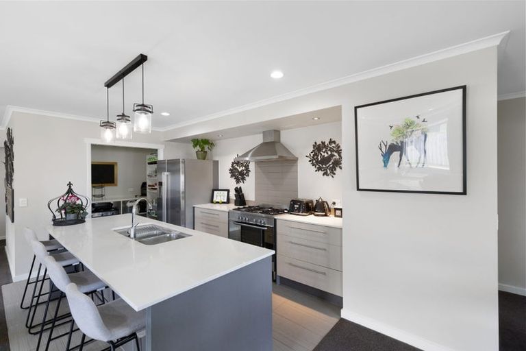 Photo of property in 9 Amokura Crescent, Flagstaff, Hamilton, 3210