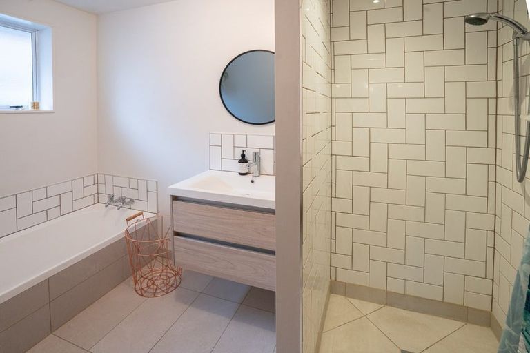 Photo of property in 2/50 Croydon Street, Sydenham, Christchurch, 8023