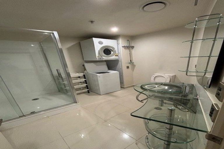 Photo of property in The Quay, 5/332b2 Lambton Quay, Wellington Central, Wellington, 6011