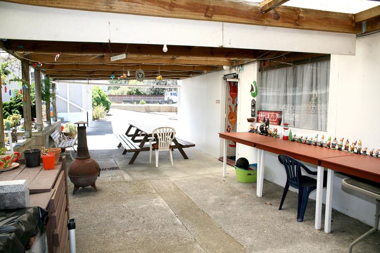 Photo of property in 11 Claymore Street, Manurewa, Auckland, 2102