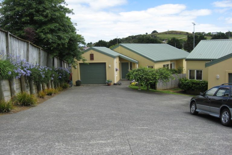 Photo of property in 33a Ridgeway Road, Pukekohe, 2120
