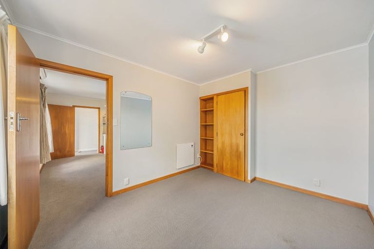 Photo of property in 3 Mertoun Terrace, Highbury, Wellington, 6012