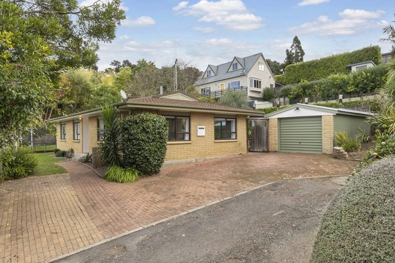 Photo of property in 17 Esmae Place, Dinsdale, Hamilton, 3204