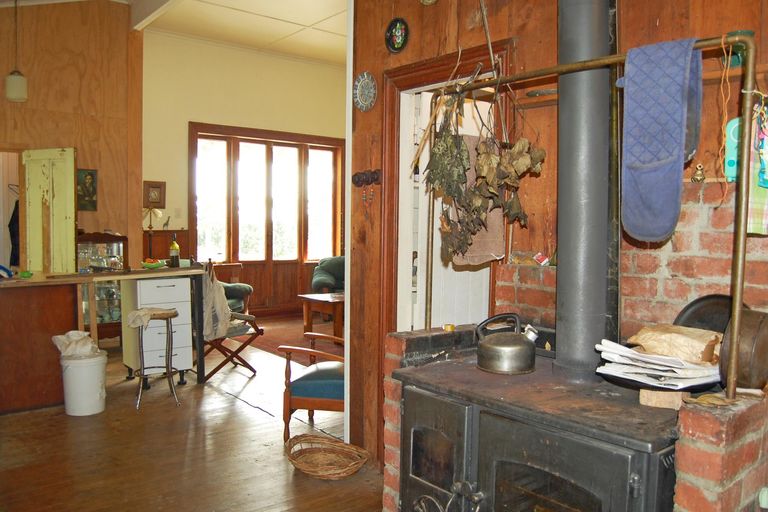 Photo of property in 1122 Oneriri Road, Kaiwaka, 0573