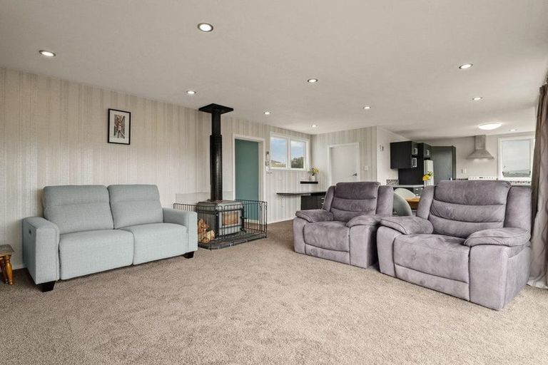 Photo of property in 9 Tomkins Street, Green Island, Dunedin, 9018