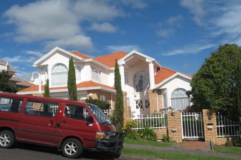 Photo of property in 35 Mccahill Views, Botany Downs, Auckland, 2010