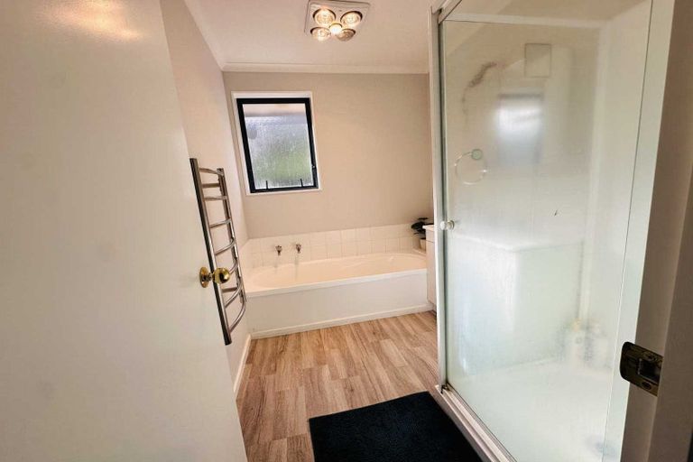 Photo of property in 3a Lloyd Drive, Nawton, Hamilton, 3200