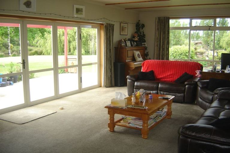Photo of property in 9 Pembroke Street, Waimate, 7980