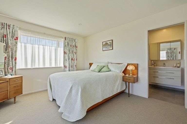 Photo of property in 30 Palmers Road, New Brighton, Christchurch, 8083