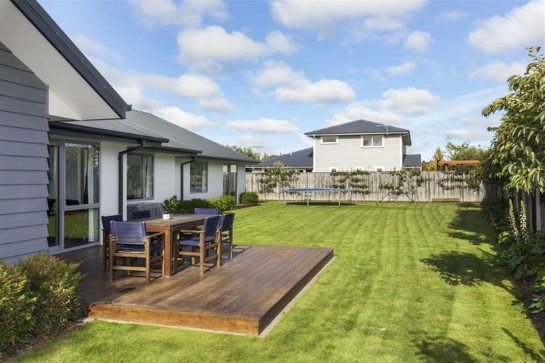 Photo of property in 47 Oakwood Drive, Rangiora, 7400