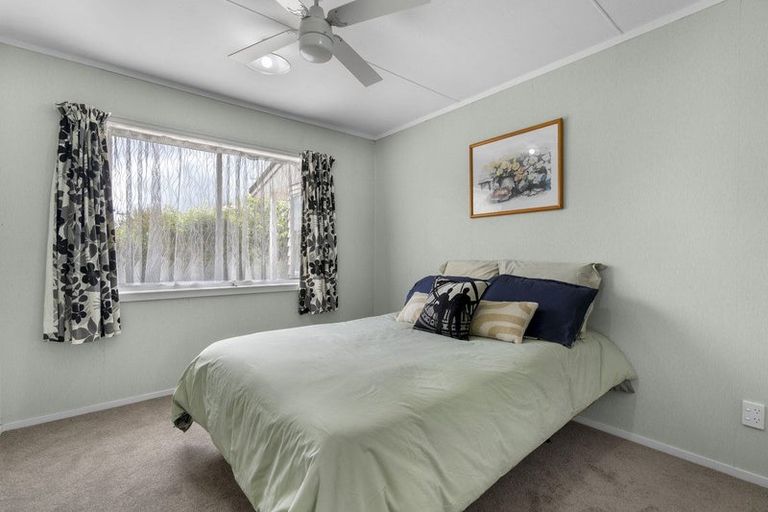 Photo of property in 28 Browning Street, Leamington, Cambridge, 3432