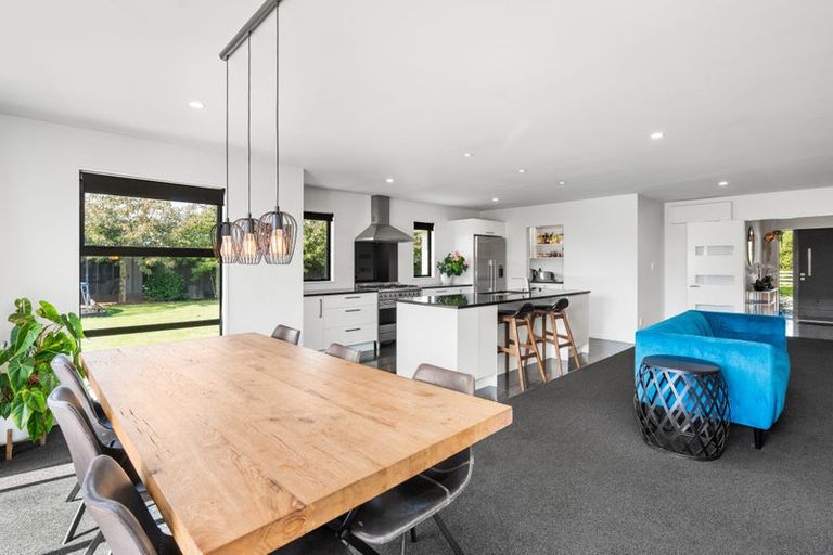 Photo of property in 10 Dunlop Crescent, Rolleston, 7614