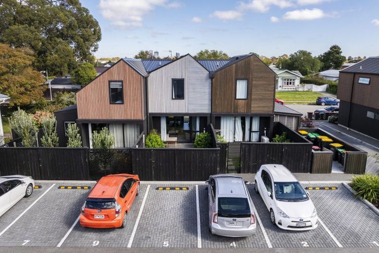 Photo of property in 5/6 Trent Street, Linwood, Christchurch, 8011