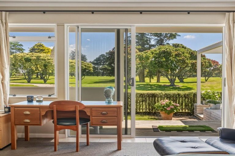 Photo of property in 198 Oceanbeach Road, Mount Maunganui, 3116