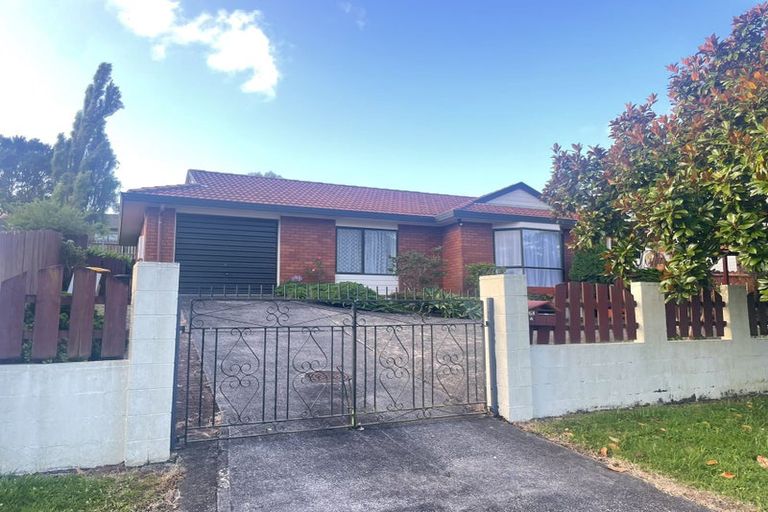 Photo of property in 63a Harmel Road, Glendene, Auckland, 0602