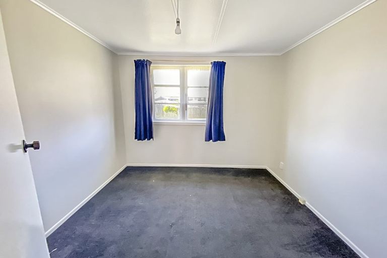 Photo of property in 206 Balmoral Drive, Tokoroa, 3420