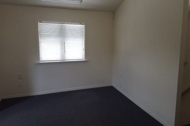 Photo of property in 17 Donald Street, Regent, Whangarei, 0112