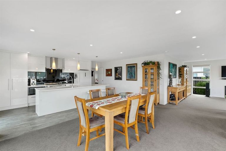 Photo of property in 112 John Burke Drive, Aotea, Porirua, 5024