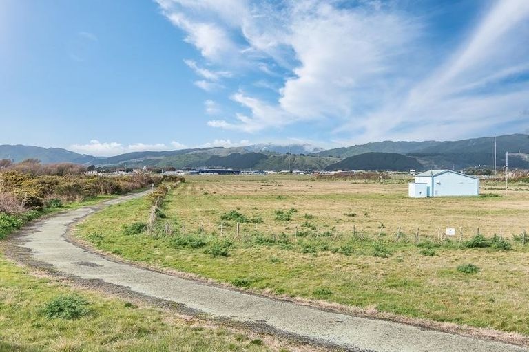 Photo of property in 35b Teoti Street, Paraparaumu Beach, Paraparaumu, 5032
