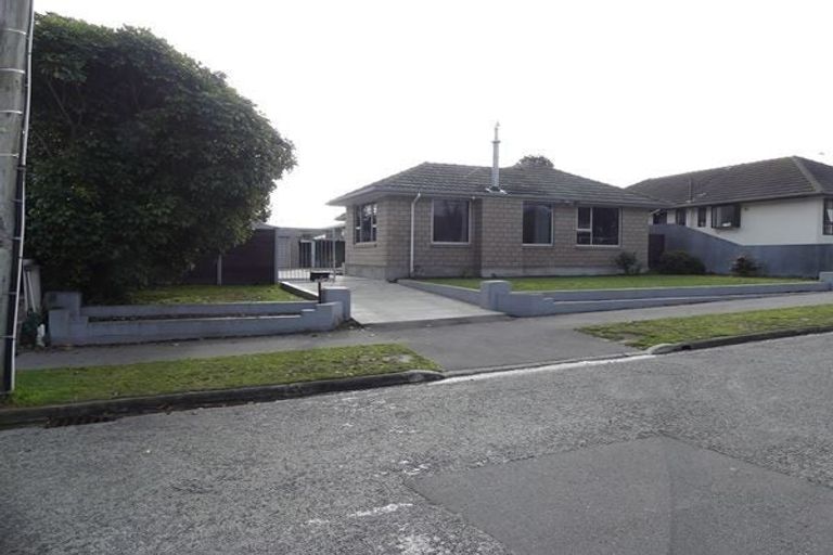 Photo of property in 4 Newhaven Street, Burwood, Christchurch, 8083