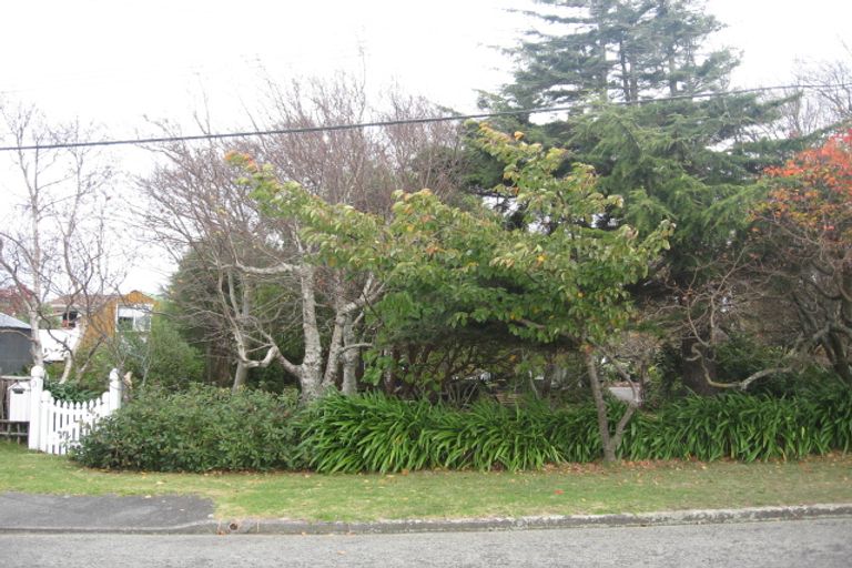 Photo of property in 3-5 Rewa Road, Raumati Beach, Paraparaumu, 5032
