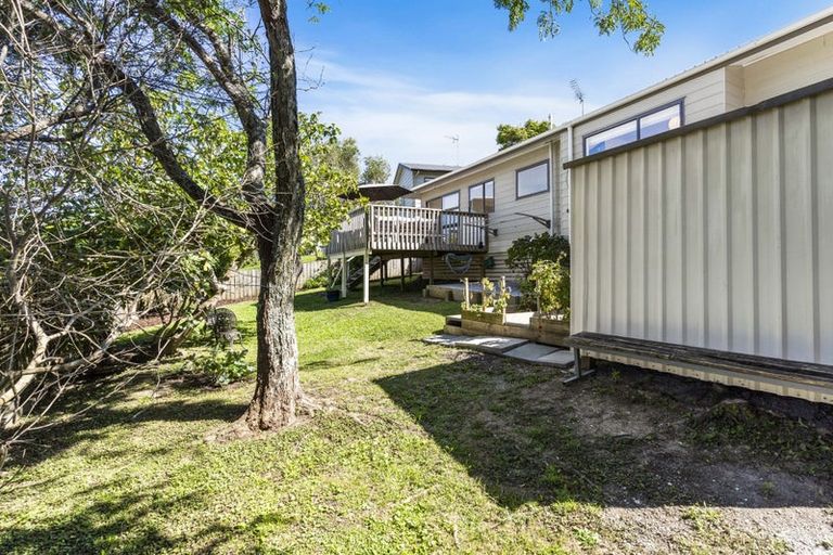 Photo of property in 63b Albatross Road, Red Beach, 0932