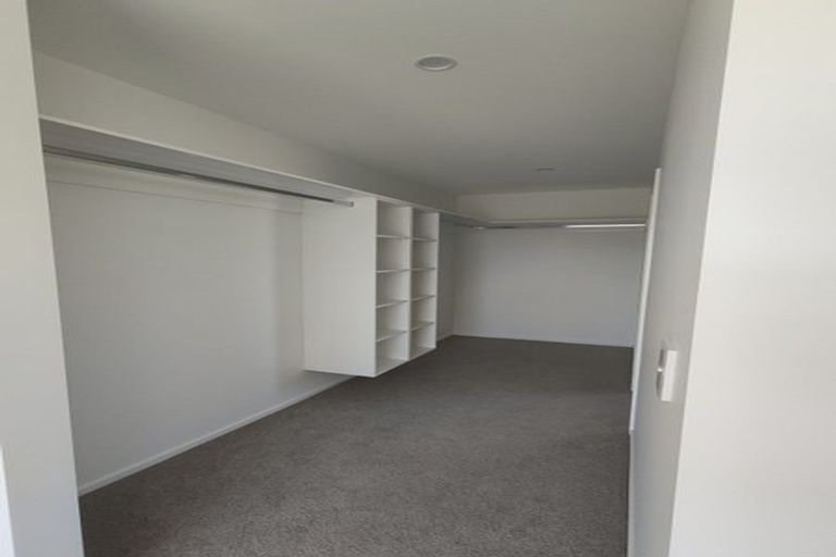 Photo of property in 21 Dray Place, Halswell, Christchurch, 8025