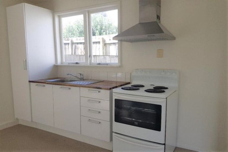 Photo of property in 1/10 Blease Street, New Lynn, Auckland, 0600