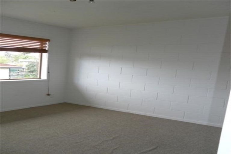 Photo of property in 38a Amorino Drive, Red Beach, 0932