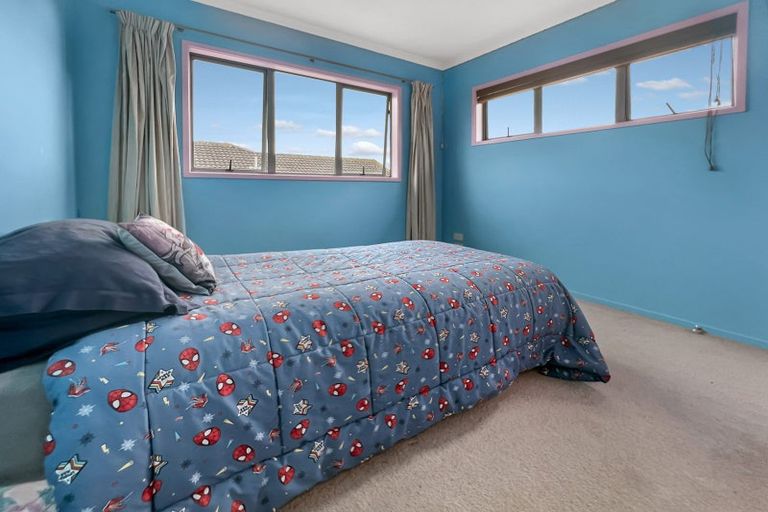 Photo of property in 36 Anchorite Way, Red Beach, 0932