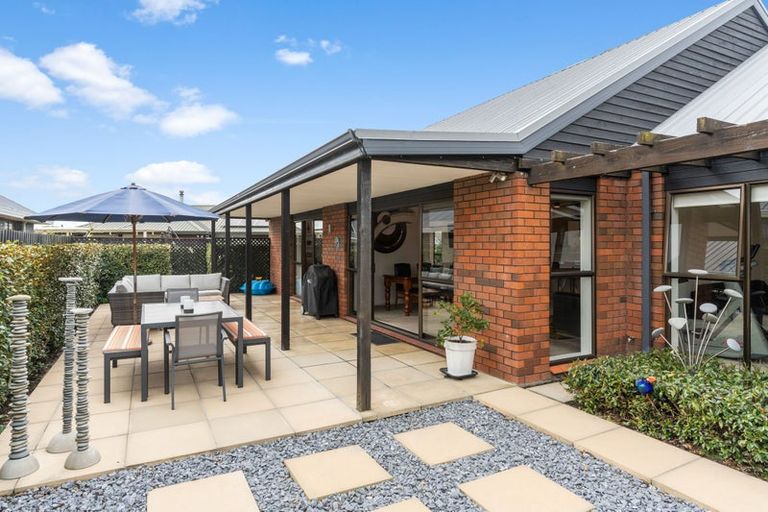 Photo of property in 21 Giles Place, Shirley, Christchurch, 8061