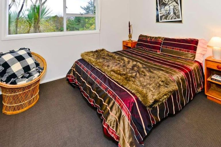 Photo of property in 23 Marina Road, Torbay, Auckland, 0630