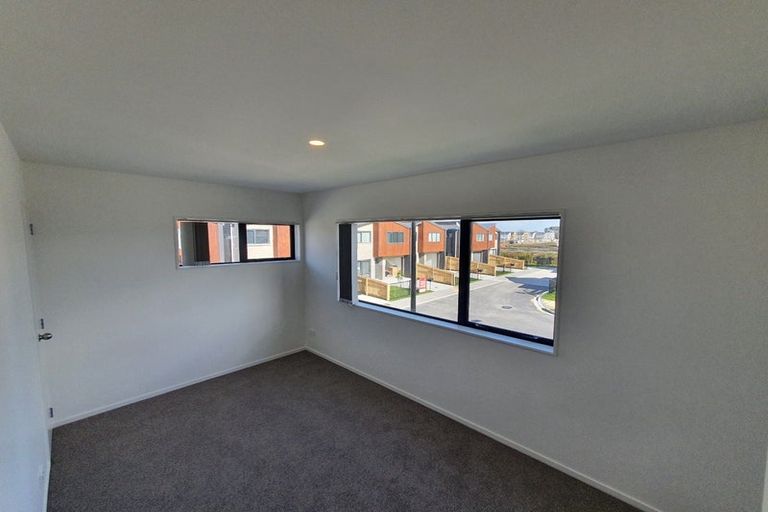 Photo of property in 52 Black Beech Crescent, Takanini, 2110