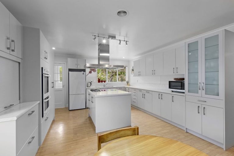 Photo of property in 2 Bloomfield Terrace, Hutt Central, Lower Hutt, 5010