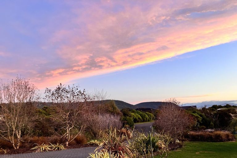 Photo of property in 26 Lacebark Drive, Kinloch, Taupo, 3377