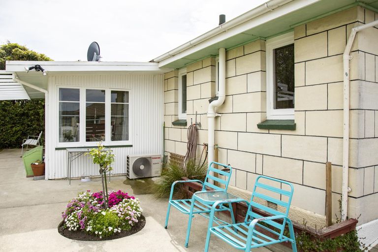 Photo of property in 2 Dalmeny Street, Oamaru North, Oamaru, 9400