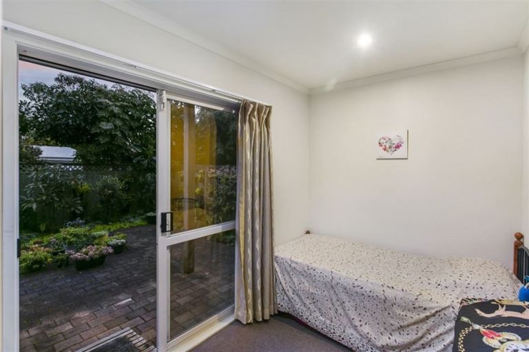Photo of property in 8/4 Keeling Road, Henderson, Auckland, 0612