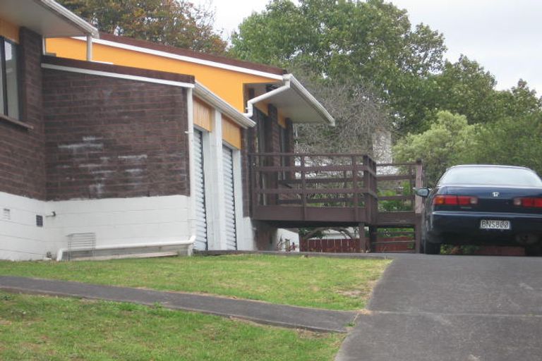 Photo of property in 9 Ramillies Place, Glenfield, Auckland, 0629