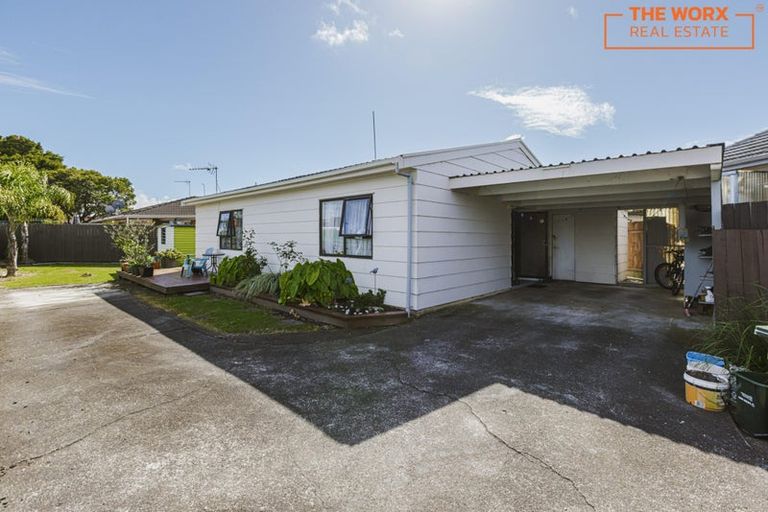 Photo of property in 2/142 Shirley Road, Papatoetoe, Auckland, 2025