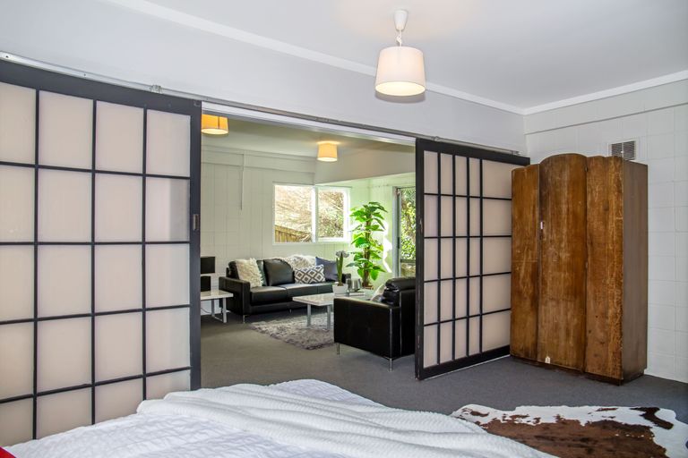 Photo of property in 2/36 Greendale Spur, Glenfield, Auckland, 0629