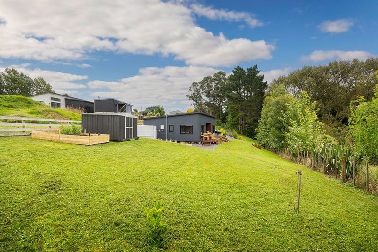 Photo of property in 6 Robins Way, Pokeno, 2471