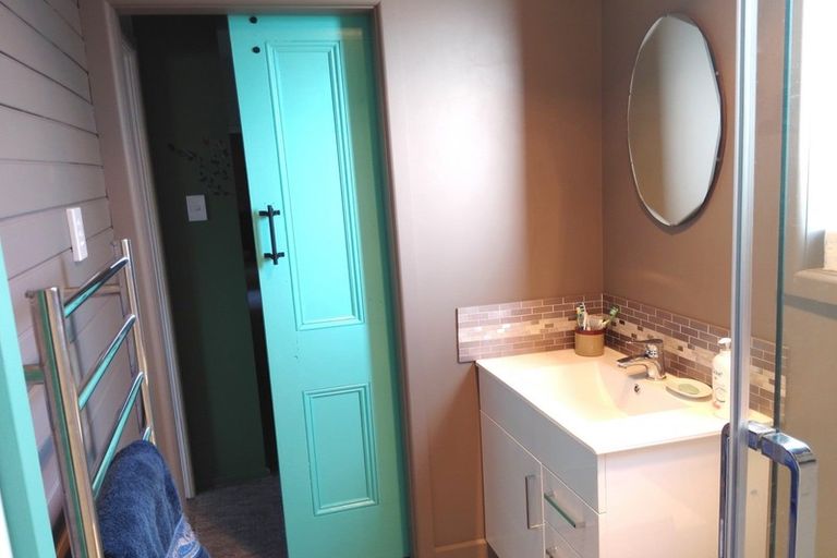 Photo of property in 71 Mckenzie Street, Geraldine, 7930