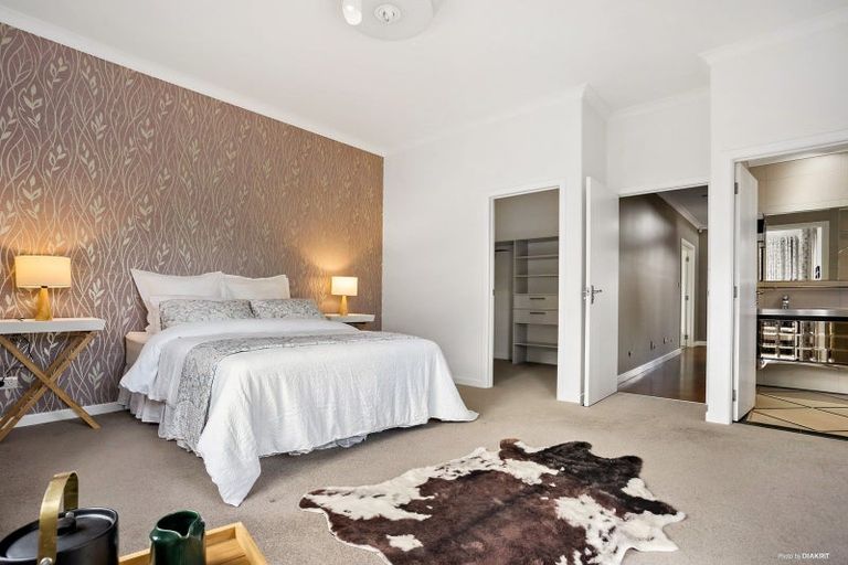 Photo of property in 6 Johnnybro Place, Rototuna North, Hamilton, 3210