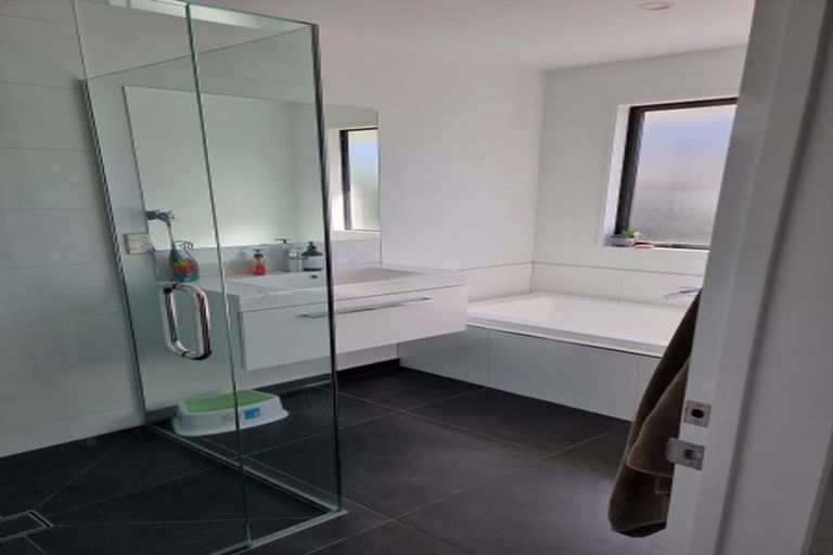 Photo of property in 74 Bradwell Crescent, Halswell, Christchurch, 8025