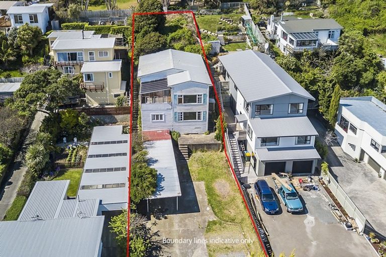 Photo of property in 88a Mana Esplanade, Paremata, Porirua, 5026