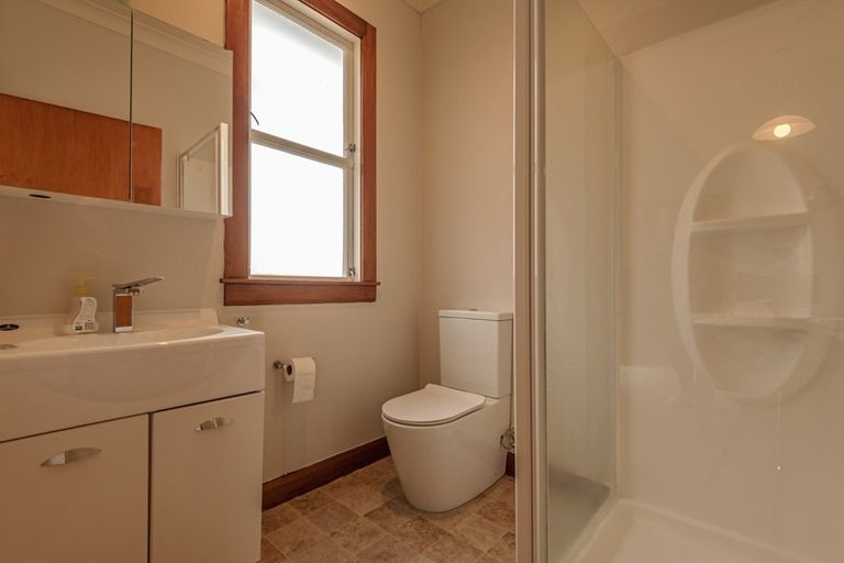 Photo of property in 48 Manapouri Crescent, Hokowhitu, Palmerston North, 4410