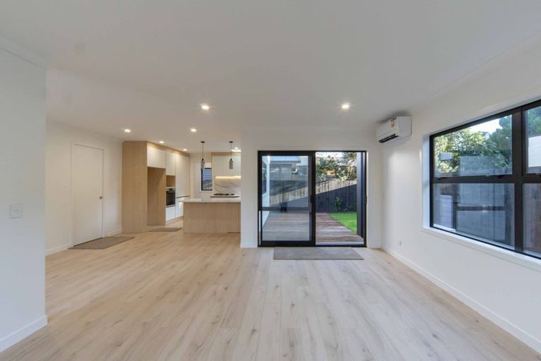 Photo of property in 2/11 Comries Road, Chartwell, Hamilton, 3210