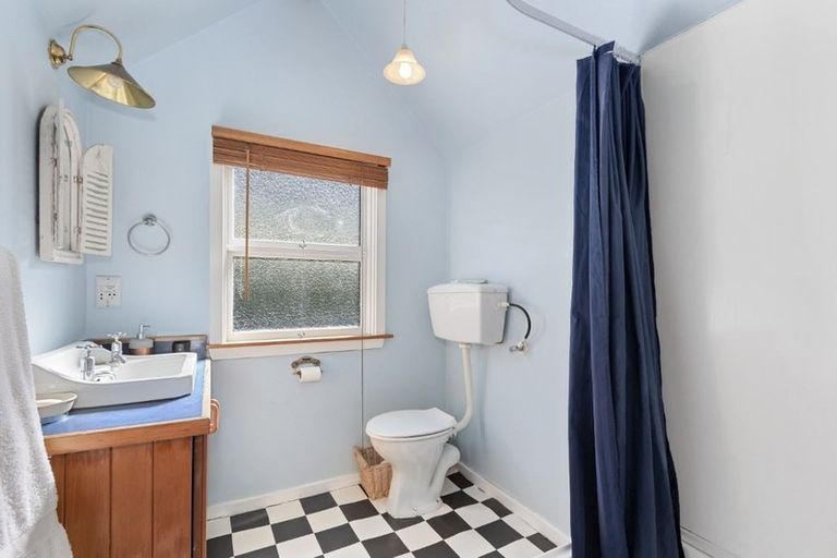 Photo of property in 9 Cunningham Terrace, Lyttelton, 8082